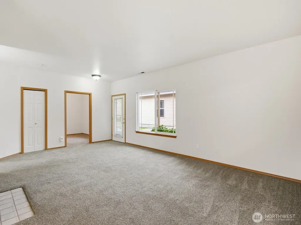 323 N Laventure Road Mount Vernon WA 98273