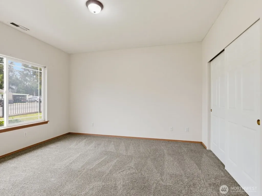 323 N Laventure Road Mount Vernon WA 98273