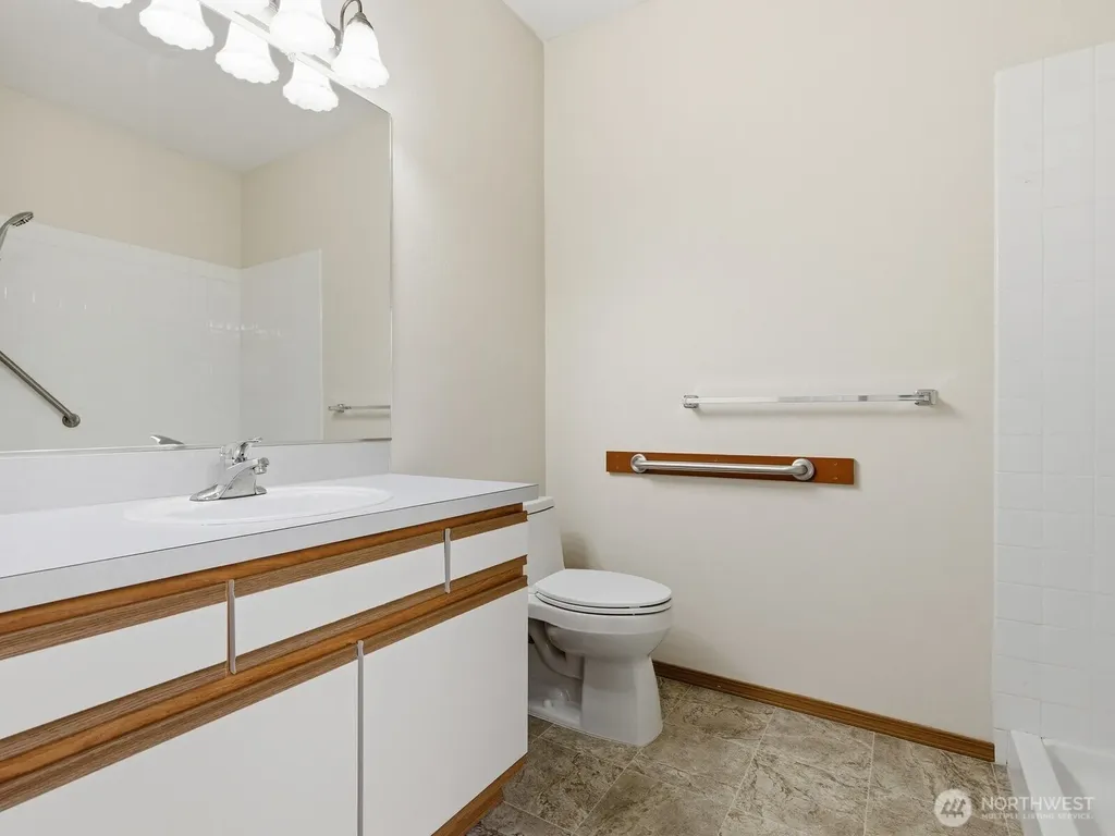 323 N Laventure Road Mount Vernon WA 98273