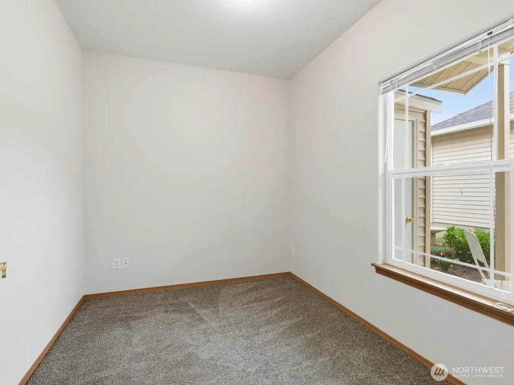 323 N Laventure Road Mount Vernon WA 98273