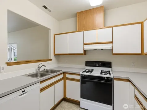 323 N Laventure Road Mount Vernon WA 98273