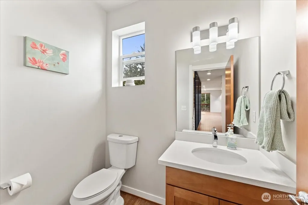 12418 2nd Place SW Burien WA 98146
