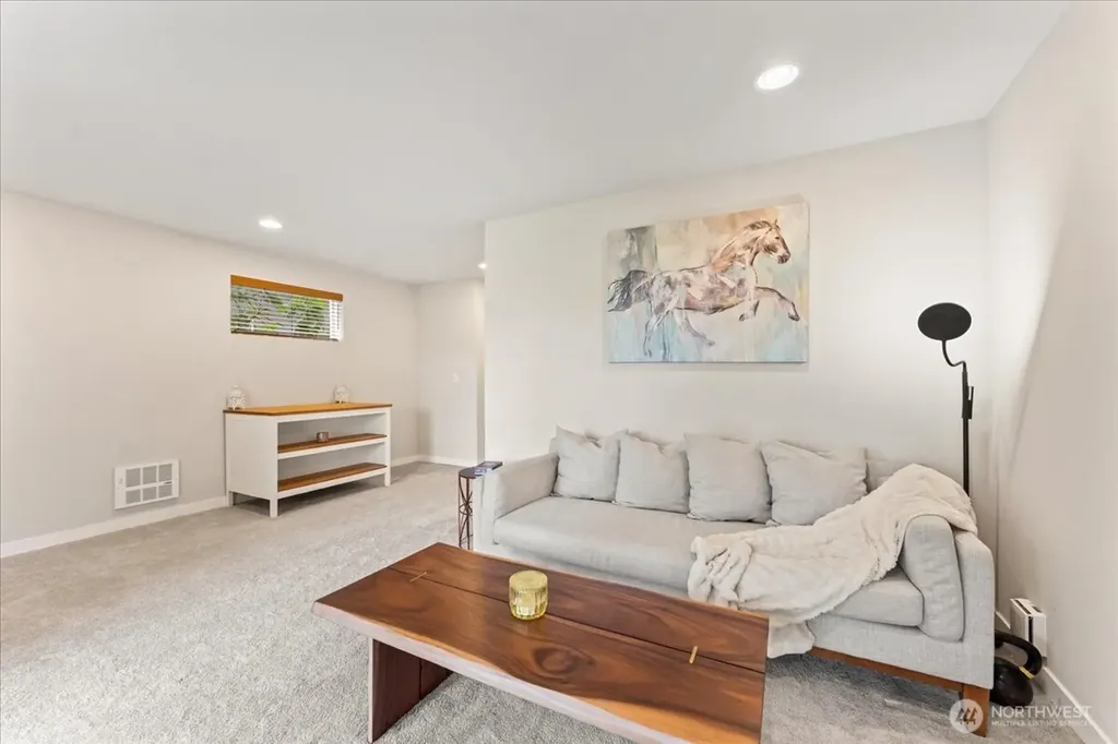 12418 2nd Place SW Burien WA 98146