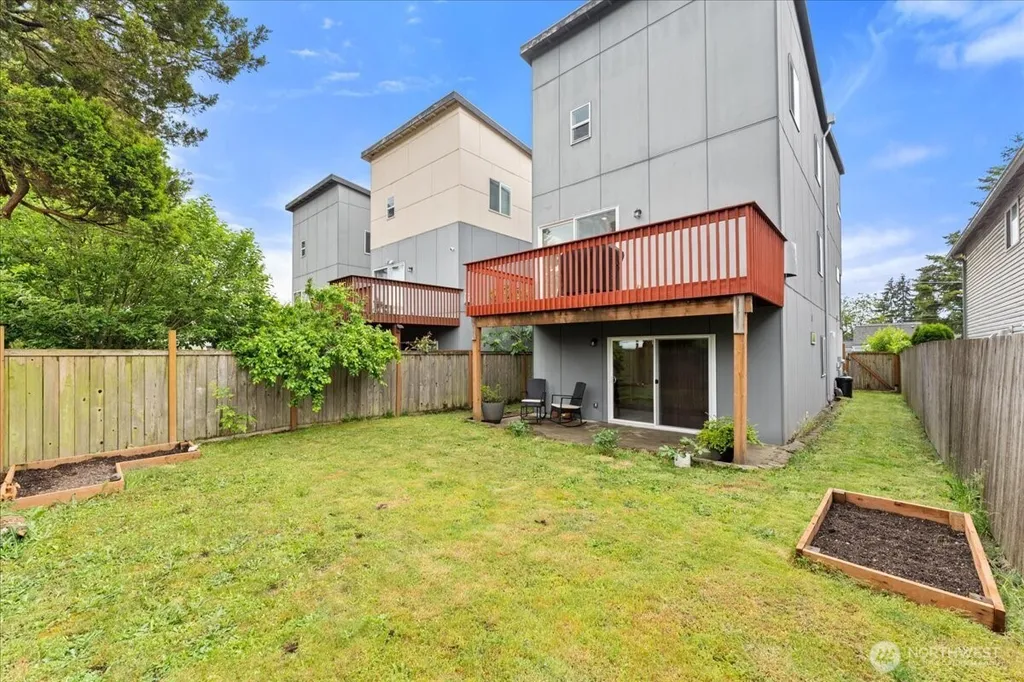 12418 2nd Place SW Burien WA 98146