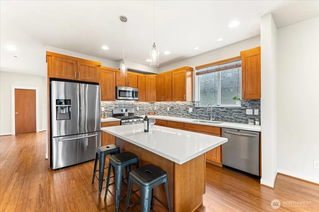 12418 2nd Place SW Burien WA 98146