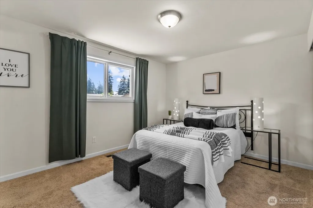 18711 64th Avenue W Lynnwood WA 98037
