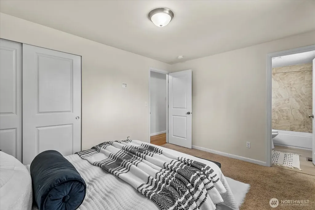 18711 64th Avenue W Lynnwood WA 98037