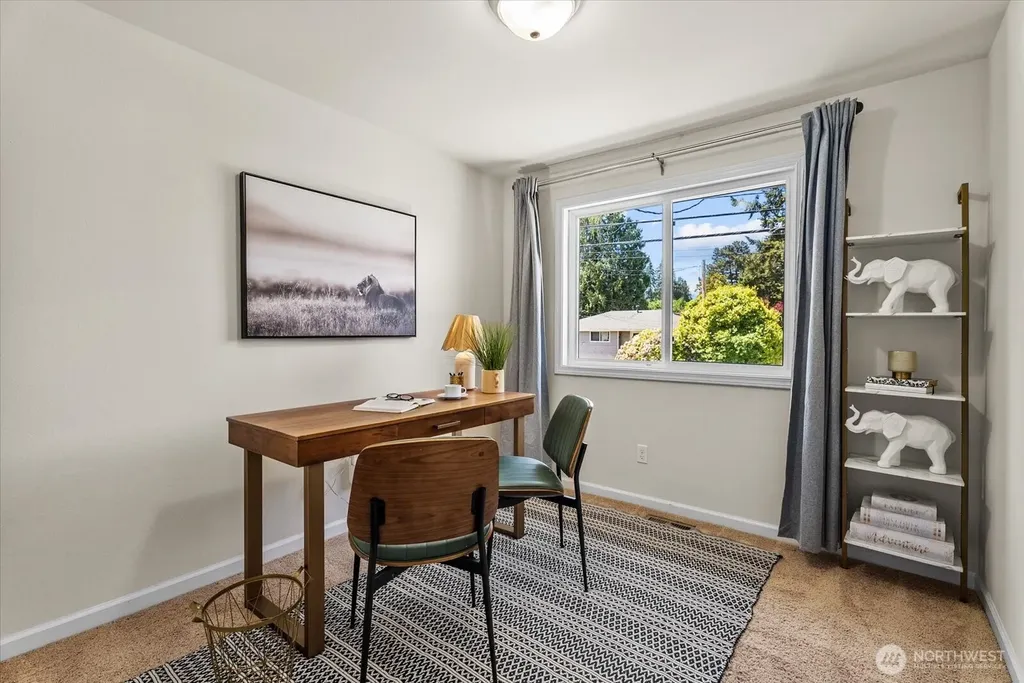 18711 64th Avenue W Lynnwood WA 98037