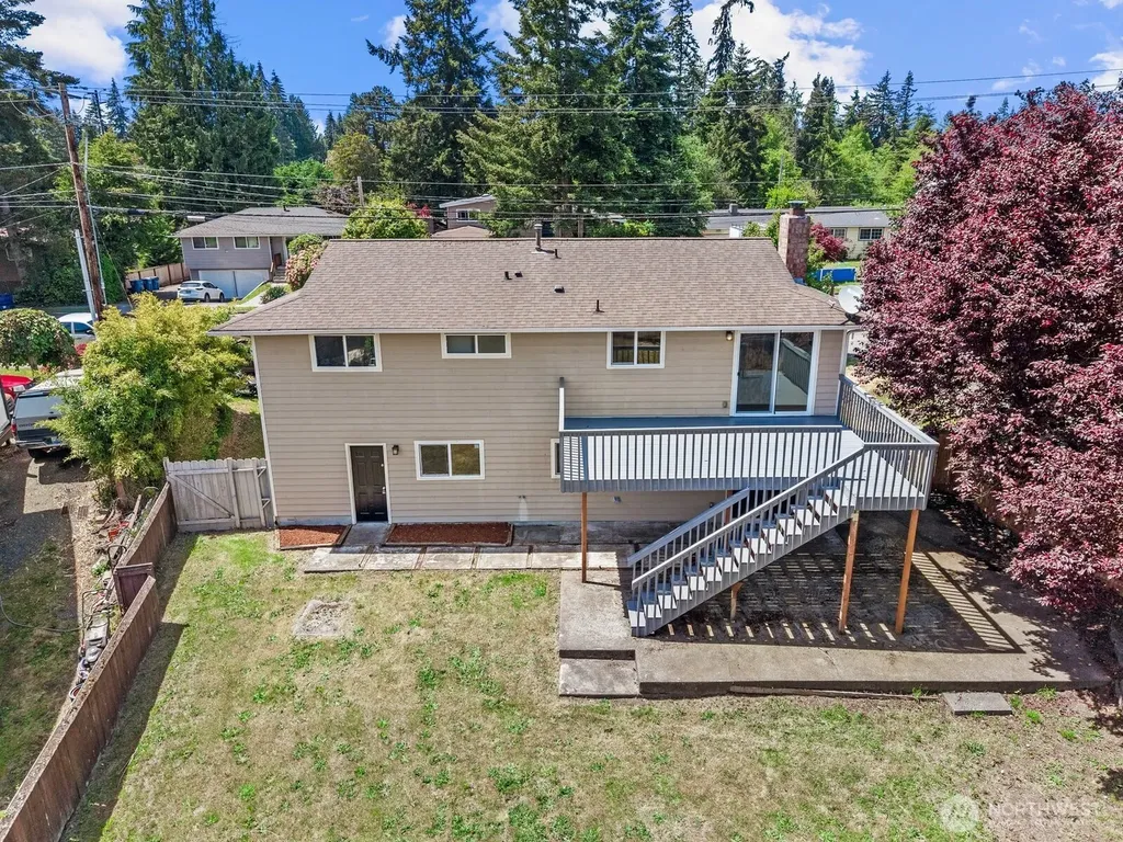 18711 64th Avenue W Lynnwood WA 98037