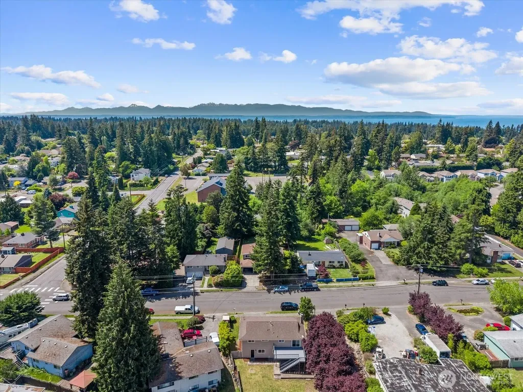 18711 64th Avenue W Lynnwood WA 98037