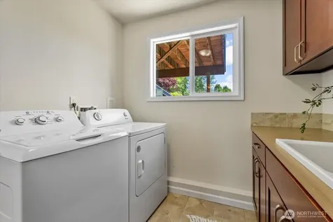 18711 64th Avenue W Lynnwood WA 98037