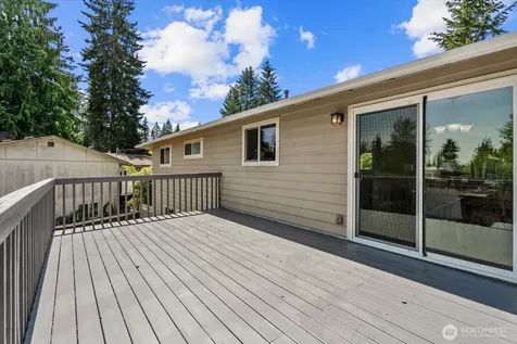 18711 64th Avenue W Lynnwood WA 98037