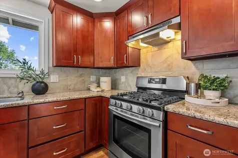 18711 64th Avenue W Lynnwood WA 98037