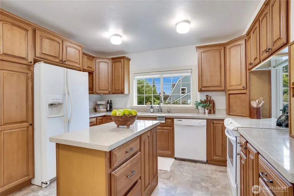 4122 N 11th Street Tacoma WA 98406