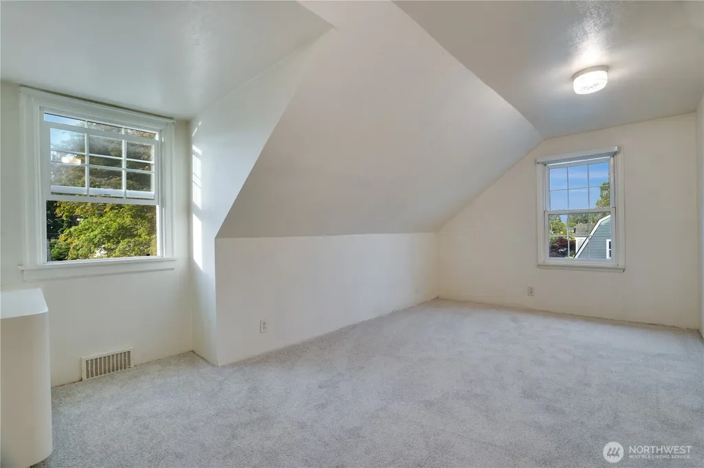 4122 N 11th Street Tacoma WA 98406