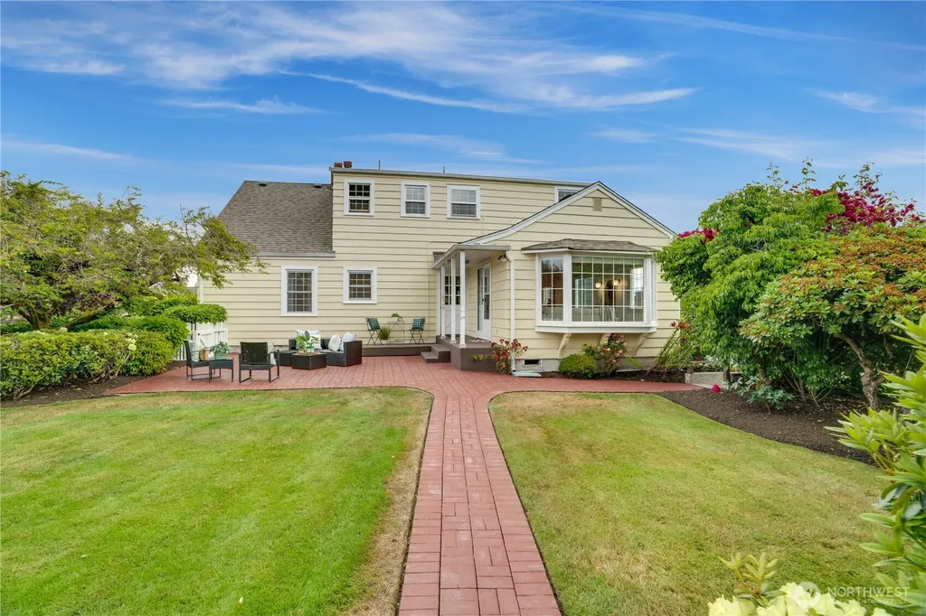4122 N 11th Street Tacoma WA 98406