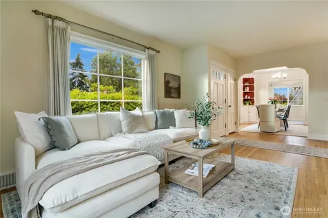 4122 N 11th Street Tacoma WA 98406