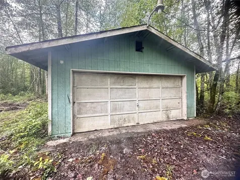 7714 166th Street E Puyallup WA 98375