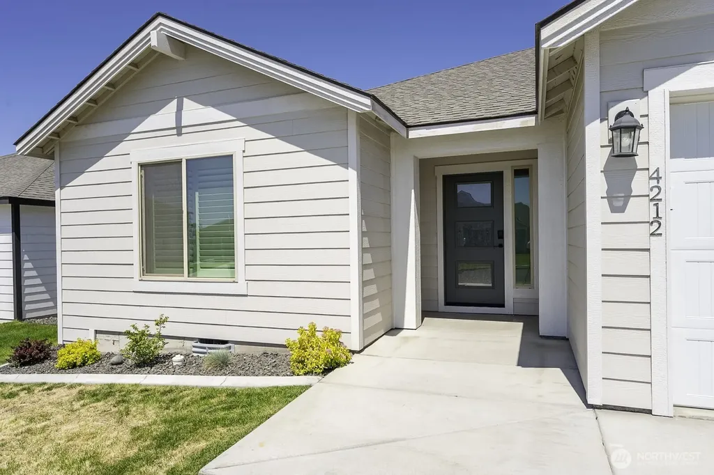 4212 W Sandy Court Moses Lake WA 98837