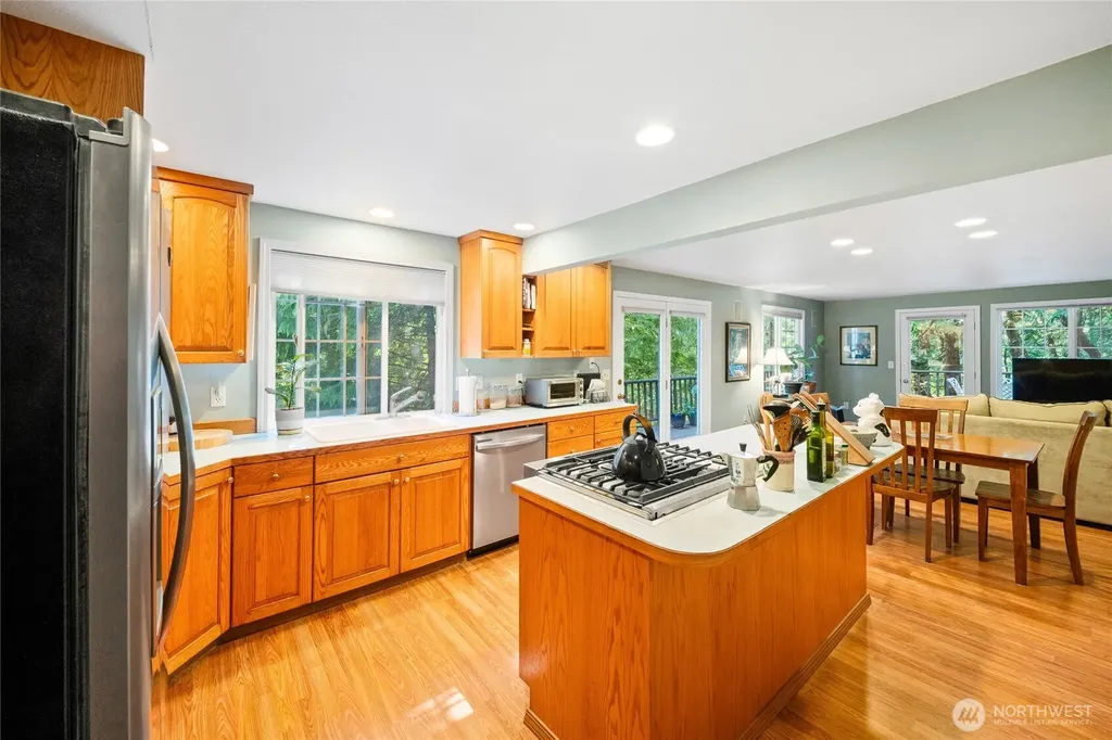 2336 Killarney Court NW Olympia WA 98502