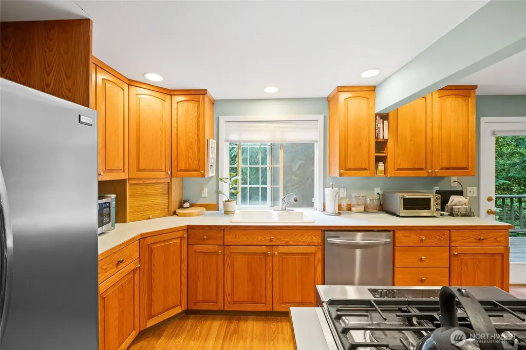 2336 Killarney Court NW Olympia WA 98502