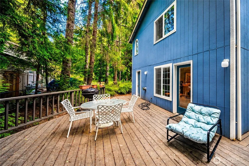 2336 Killarney Court NW Olympia WA 98502