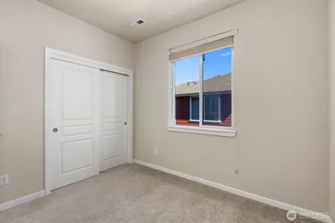 129 Spruce Street Fircrest WA 98466