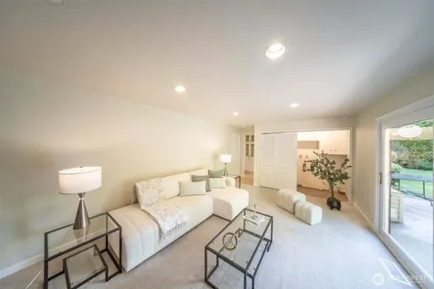 17452 NE 12th Street Bellevue WA 98008