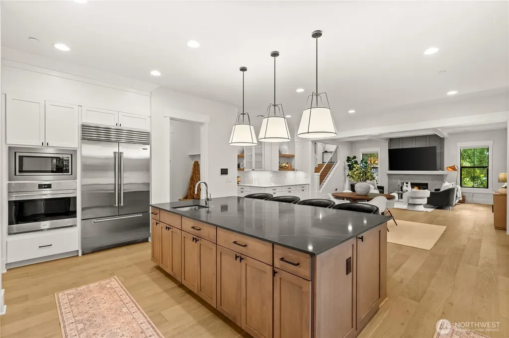 10668 SE 32nd Street Bellevue WA 98004