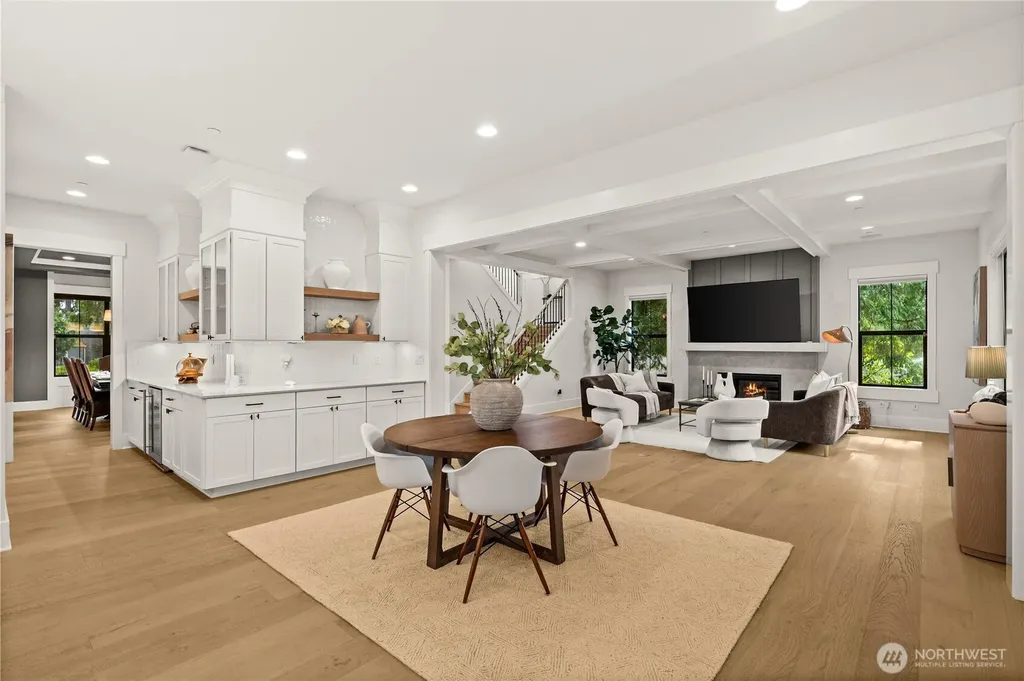 10668 SE 32nd Street Bellevue WA 98004