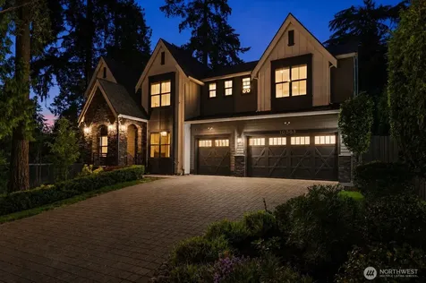 10668 SE 32nd Street Bellevue WA 98004