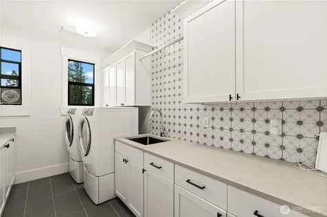 10668 SE 32nd Street Bellevue WA 98004