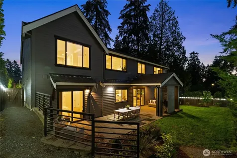 10668 SE 32nd Street Bellevue WA 98004