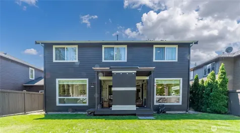 5852 S 326th Court Auburn WA 98001