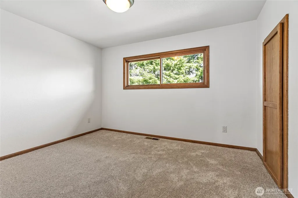 1133 E Pole Road Everson WA 98247