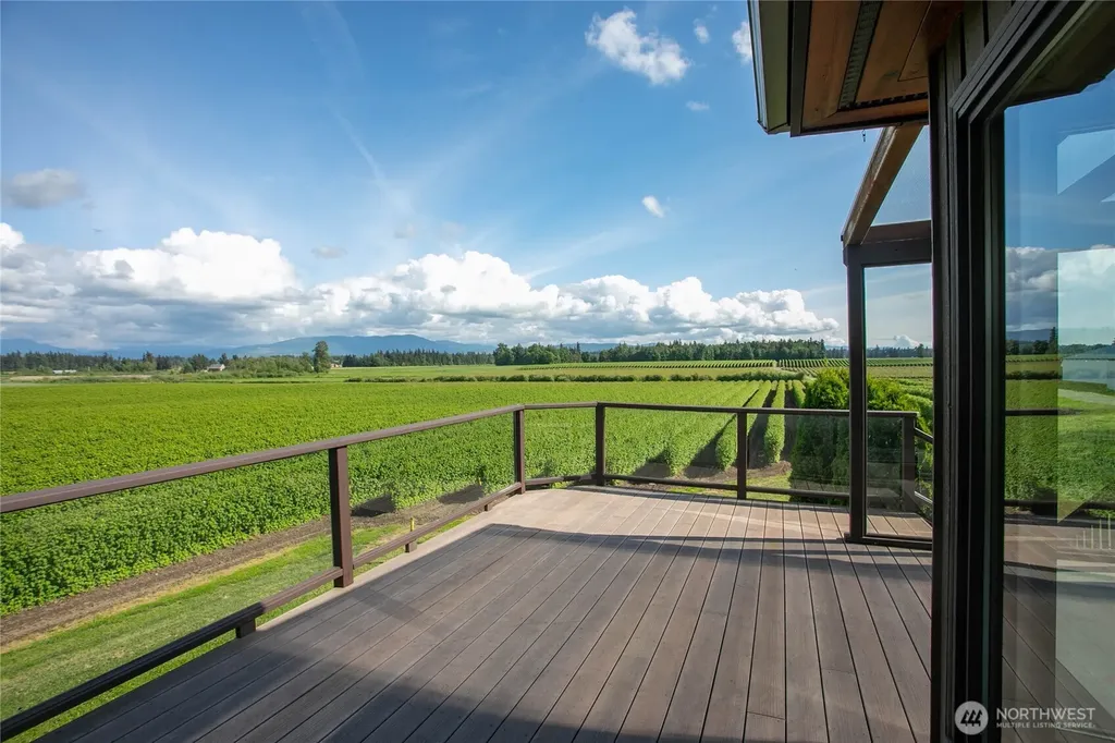 1133 E Pole Road Everson WA 98247