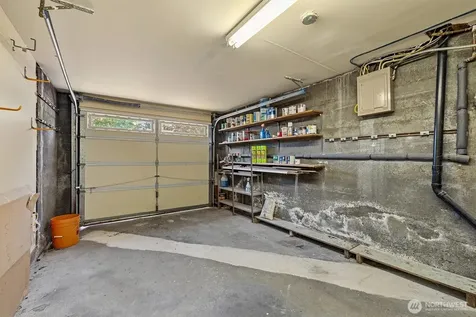 912 N 90th Street Seattle WA 98103