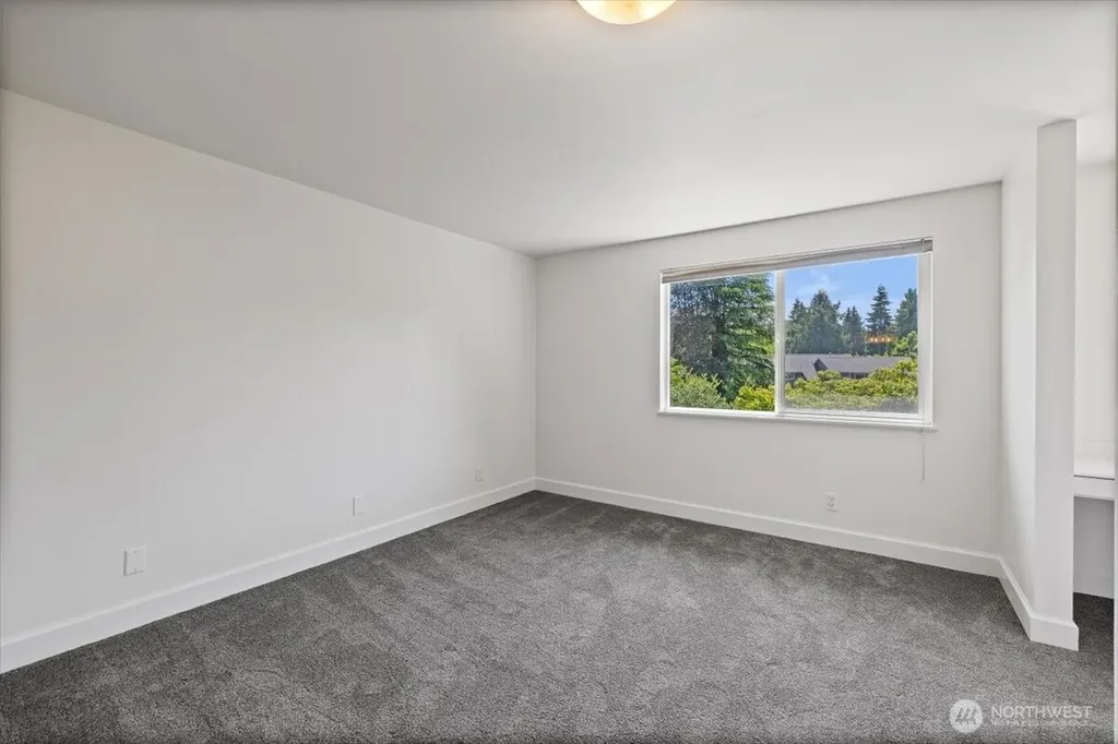 8510 SE 72nd Street Mercer Island WA 98040