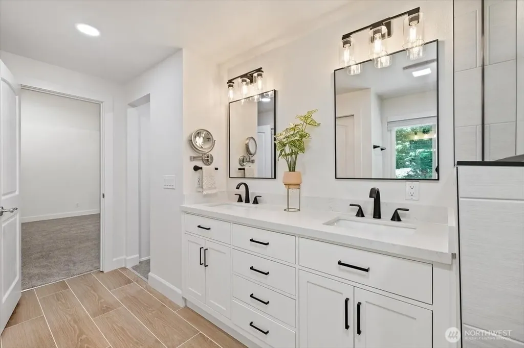 8510 SE 72nd Street Mercer Island WA 98040