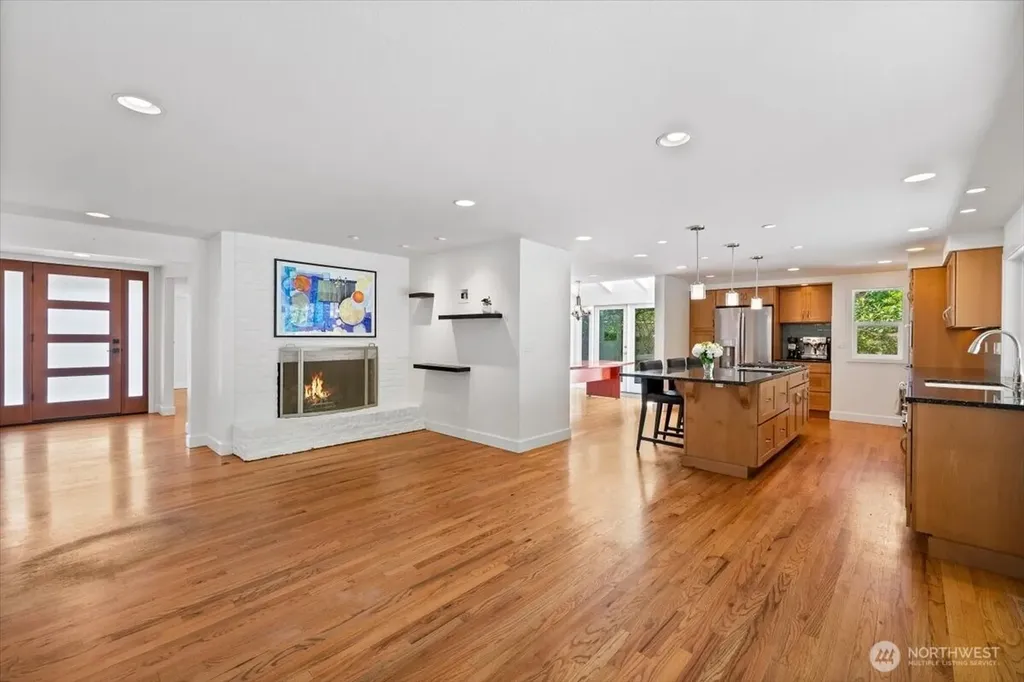 8510 SE 72nd Street Mercer Island WA 98040