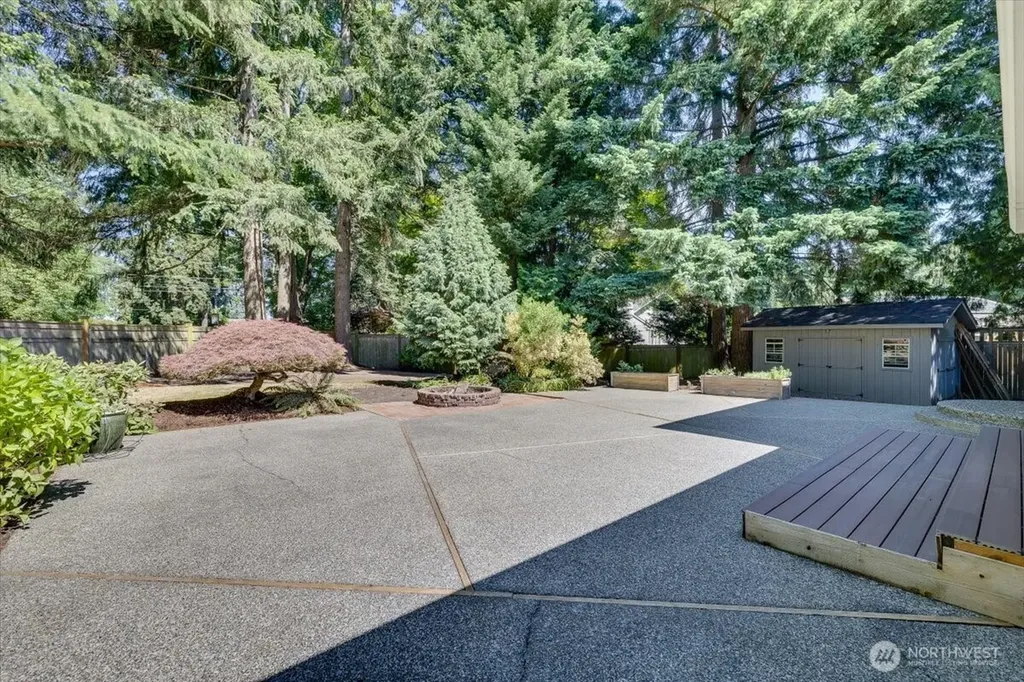 8510 SE 72nd Street Mercer Island WA 98040