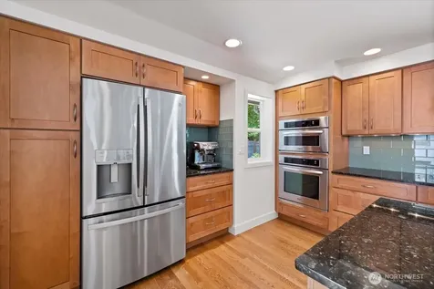 8510 SE 72nd Street Mercer Island WA 98040