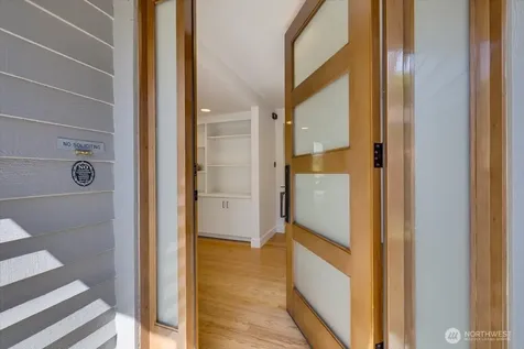 8510 SE 72nd Street Mercer Island WA 98040