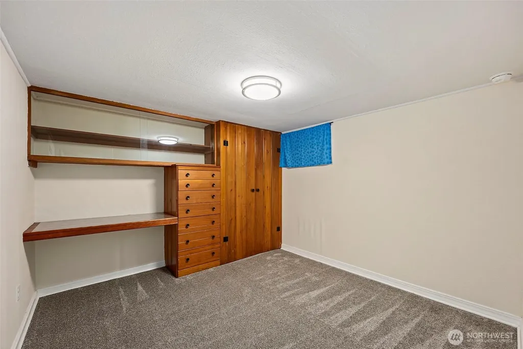 1120 N Montgomery Avenue Bremerton WA 98312