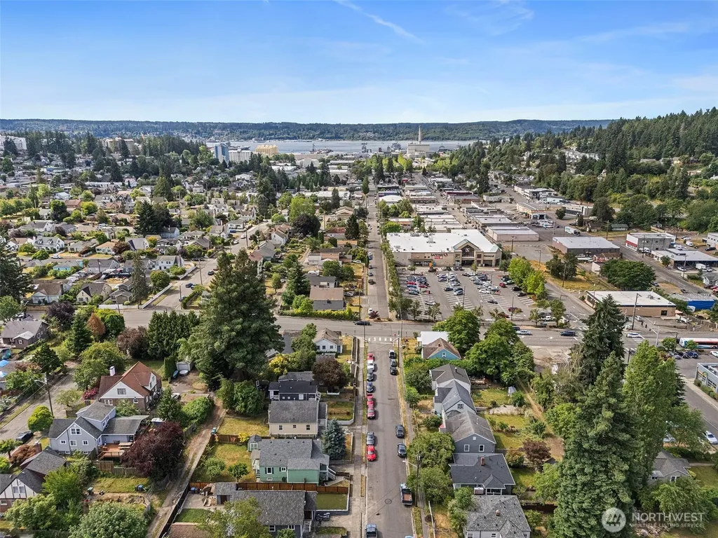 1120 N Montgomery Avenue Bremerton WA 98312