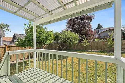1120 N Montgomery Avenue Bremerton WA 98312