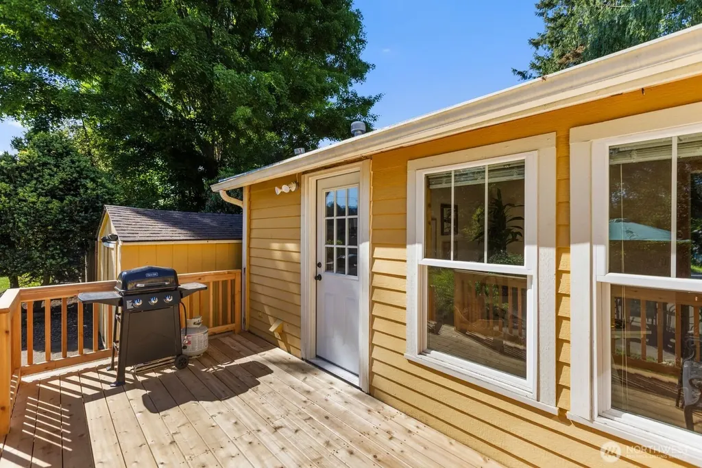 33917 SE 43rd Street Fall City WA 98024