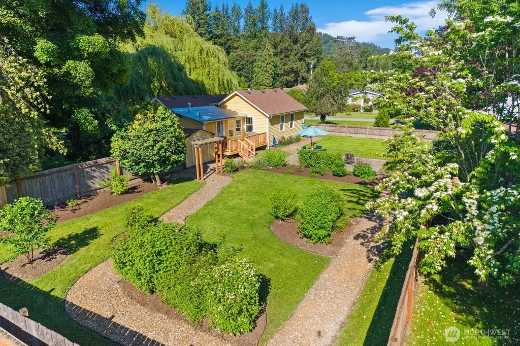 33917 SE 43rd Street Fall City WA 98024