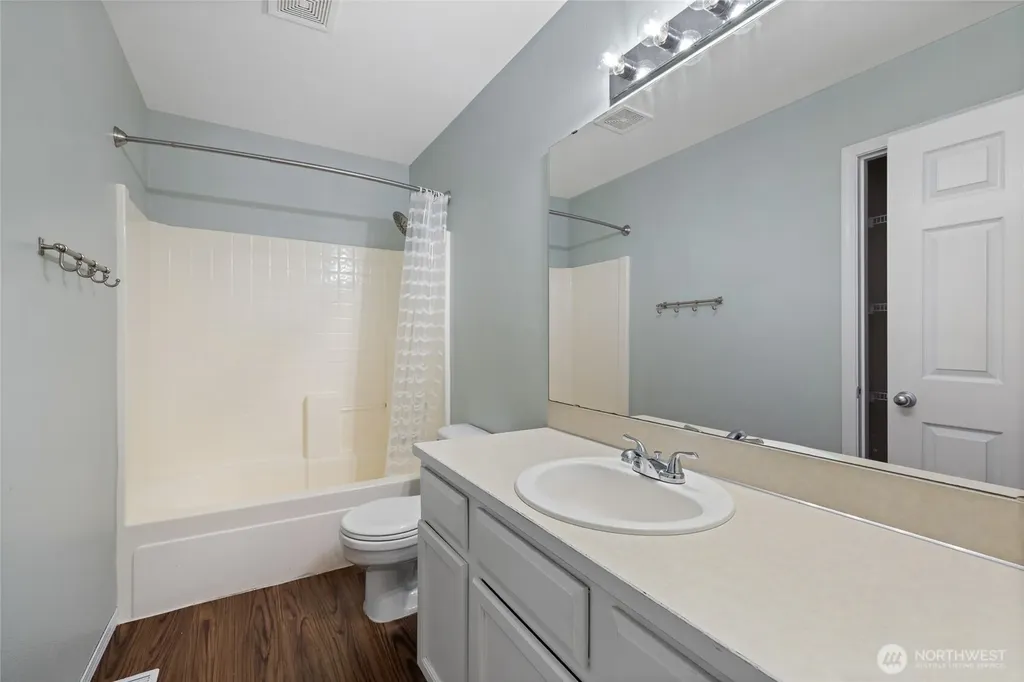 11705 126th Street Ct E Puyallup WA 98374