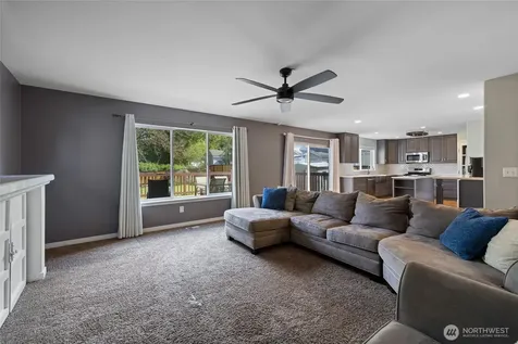 11705 126th Street Ct E Puyallup WA 98374